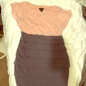 Enfocus women’s pink and gray dress